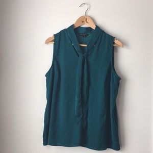 BANANA REPUBLIC Shiny Green Top